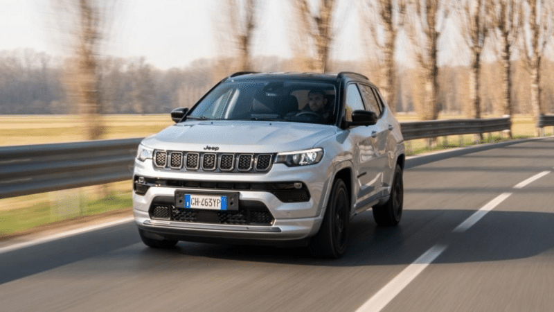Jeep Compass Goes Electric: A Shift Towards Electrification