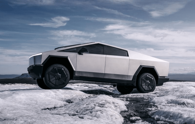 Tesla Cybertruck Equipped with Aquatic Abilities: Can it Really Be Used as a Boat?